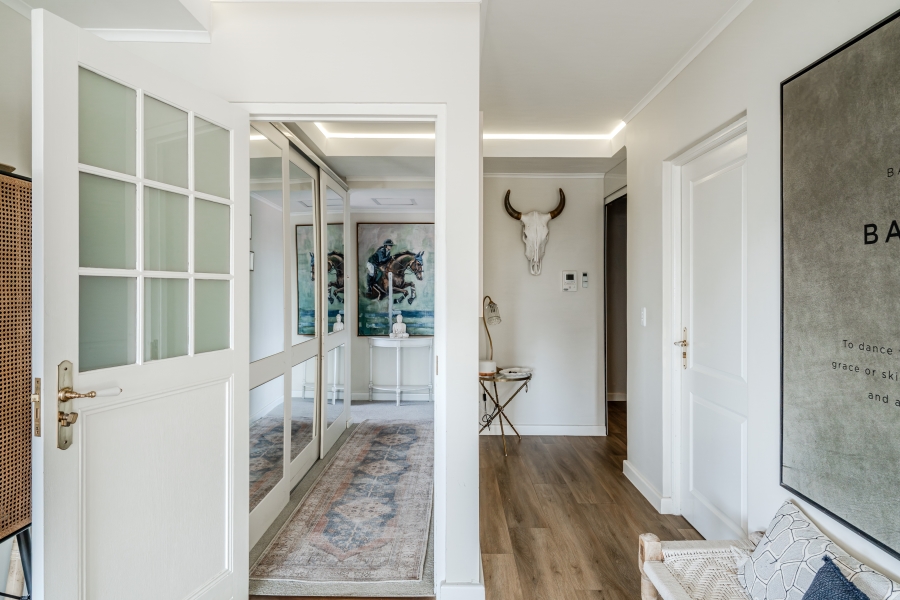 2 Bedroom Property for Sale in Fresnaye Western Cape